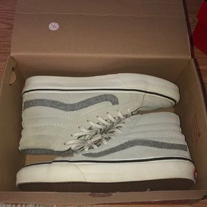 Vans vintage suede tru white shoes
